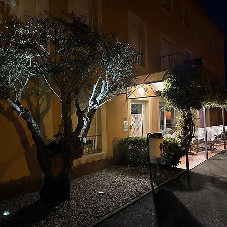 Hotel De L'Orb Bédarieux Exterior foto
